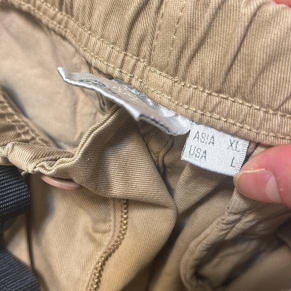 SOLD BRAND NEW Gramicci pants - Picture 3 of 5